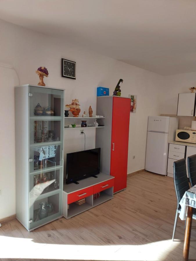 Apartment Valeria Lopar Exterior photo